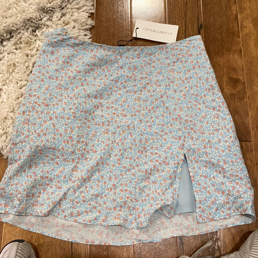 Blue floral skirt size medium